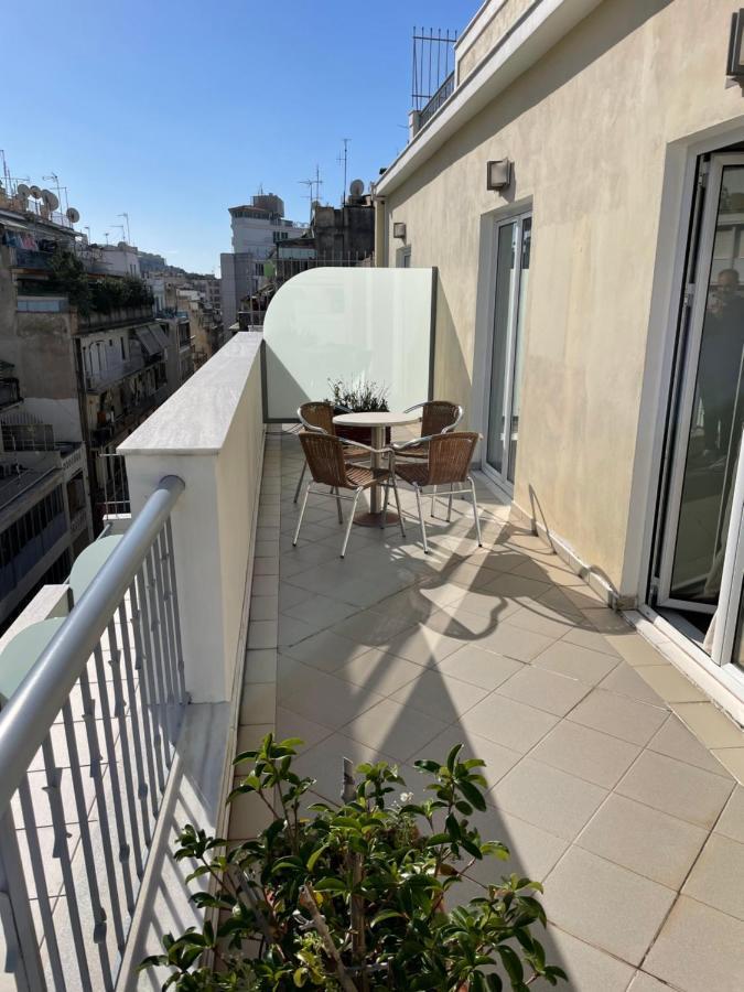 Athens Mirabello Bagian luar foto